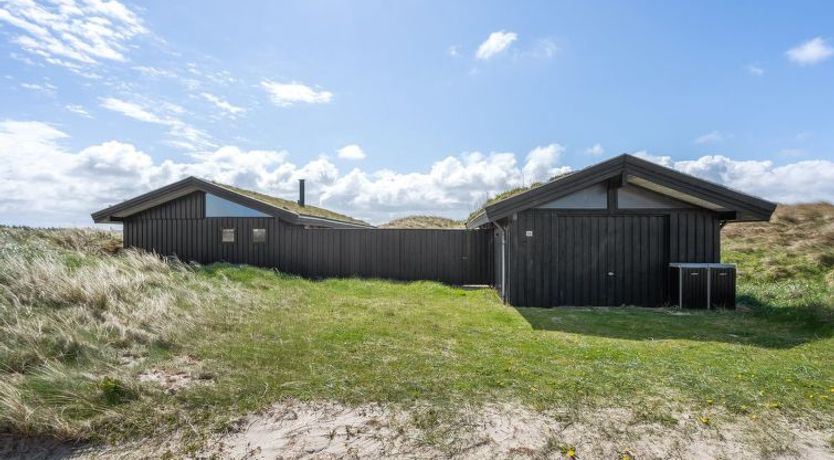 Photo of "Ilmari" - 190m from the sea