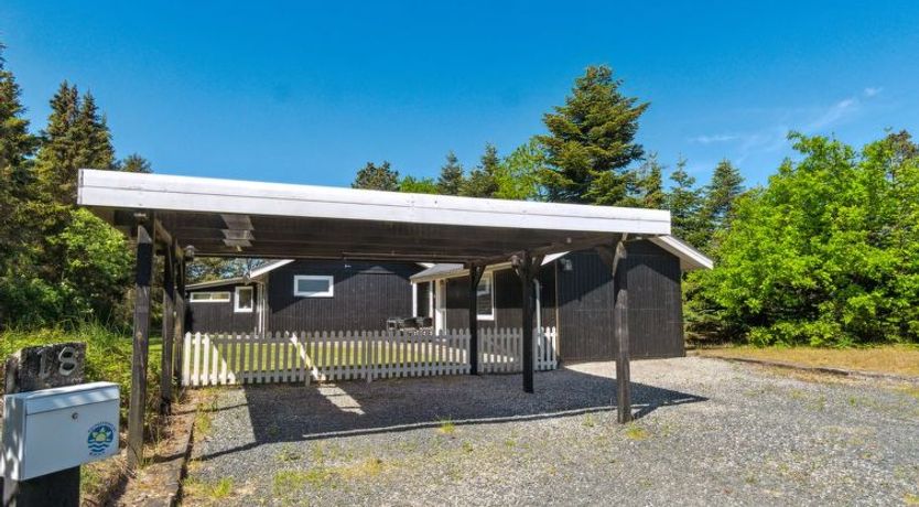 Photo of "Aud" - 300m from the sea