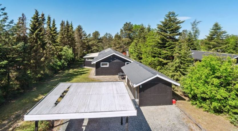 Photo of "Aud" - 300m from the sea