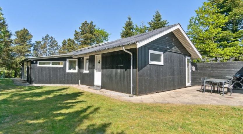 Photo of "Aud" - 300m from the sea