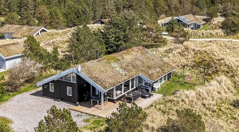 Photo of "Annlisa" - 1km from the sea