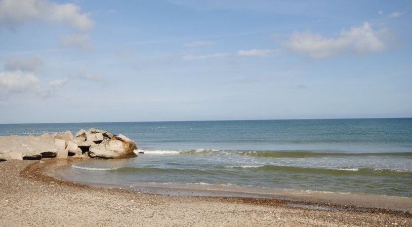 Photo of "Tamika" - 950m from the sea