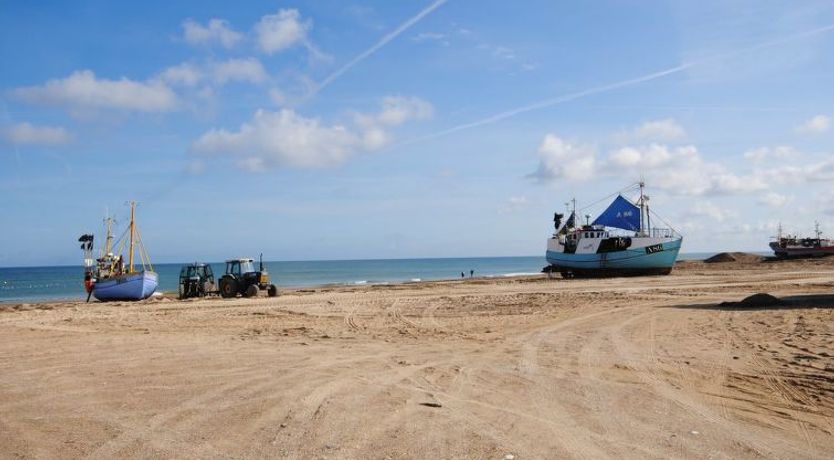 Photo of "Tamika" - 950m from the sea