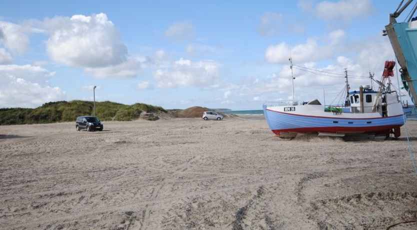 Photo of "Tamika" - 950m from the sea