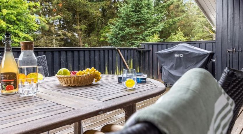 Photo of "Thrineke" - 600m from the sea