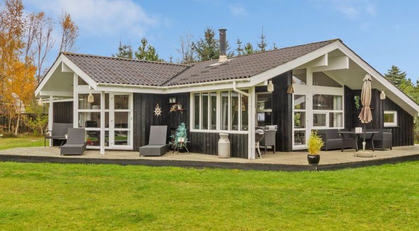 Photo of "Hielm" - 1km from the sea