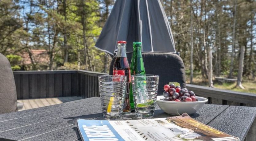 Photo of "Melisande" - 950m from the sea