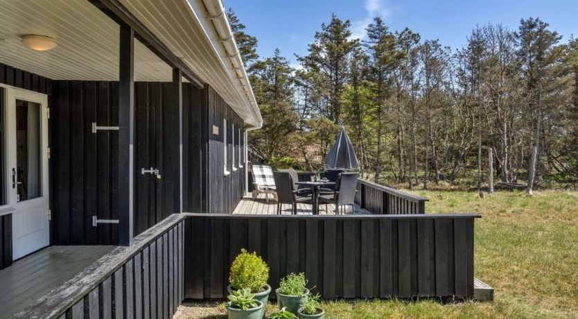 Photo of "Melisande" - 950m from the sea