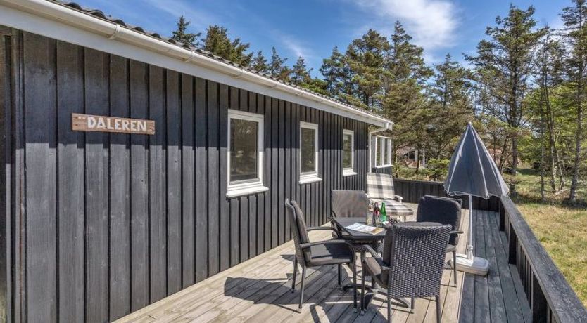 Photo of "Melisande" - 950m from the sea