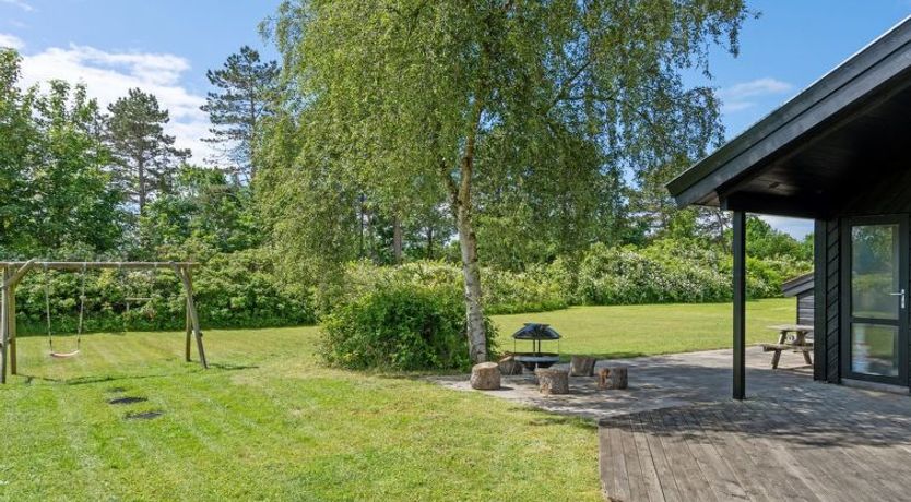 Photo of "Hermund" - 100m from the sea