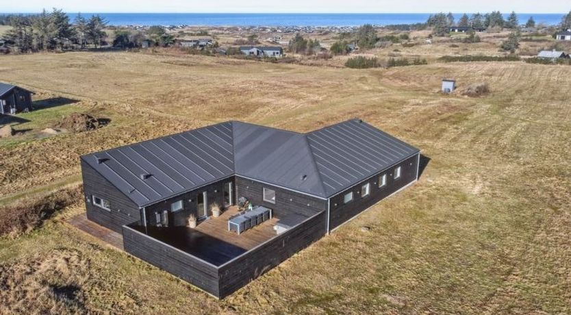 Photo of "Fridhild" - 1.5km from the sea