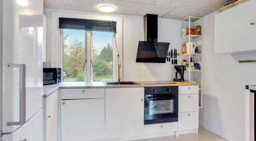 Photo of "Elisa" - 600m from the sea