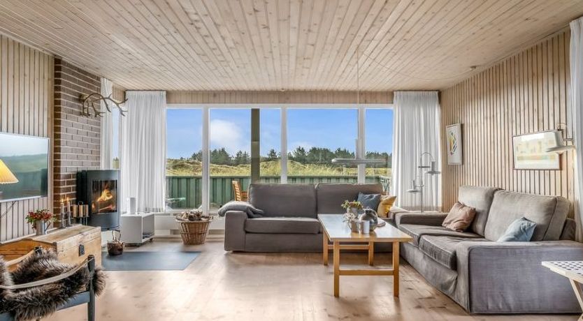 Photo of "Fransine" - 480m from the sea