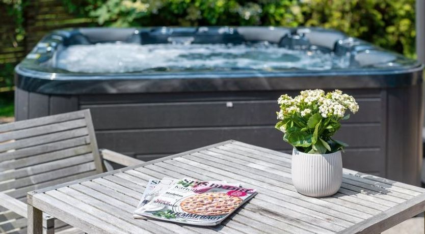 Photo of "Elline" - 450m from the sea