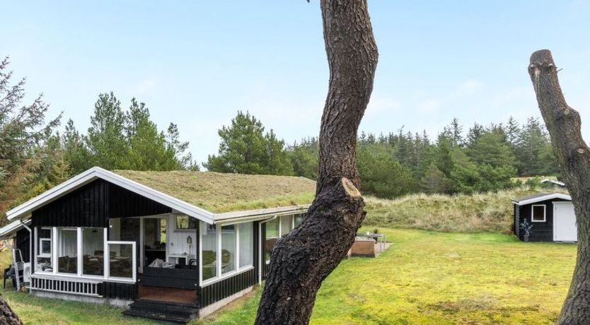 Photo of "Gloria" - 2.5km from the sea