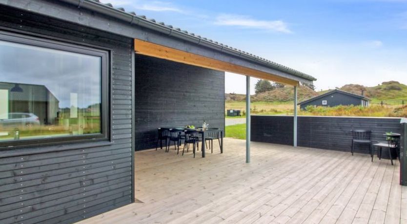 Photo of "Alea" - 800m from the sea