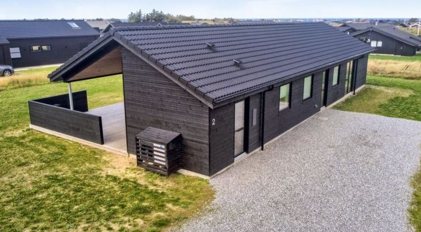 Photo of "Alea" - 800m from the sea