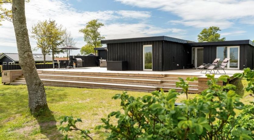 Photo of "Tonna" -  from the sea