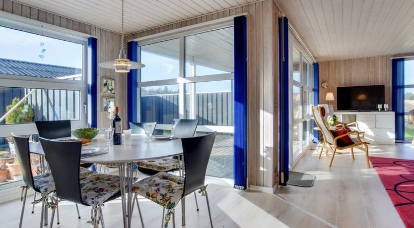 Photo of "Pertti" - 400m from the sea