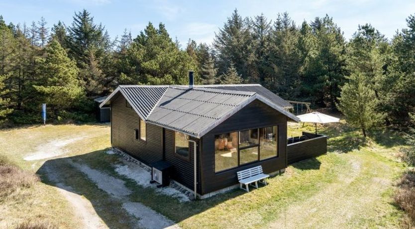 Photo of "Antoinetta" - 900m from the sea