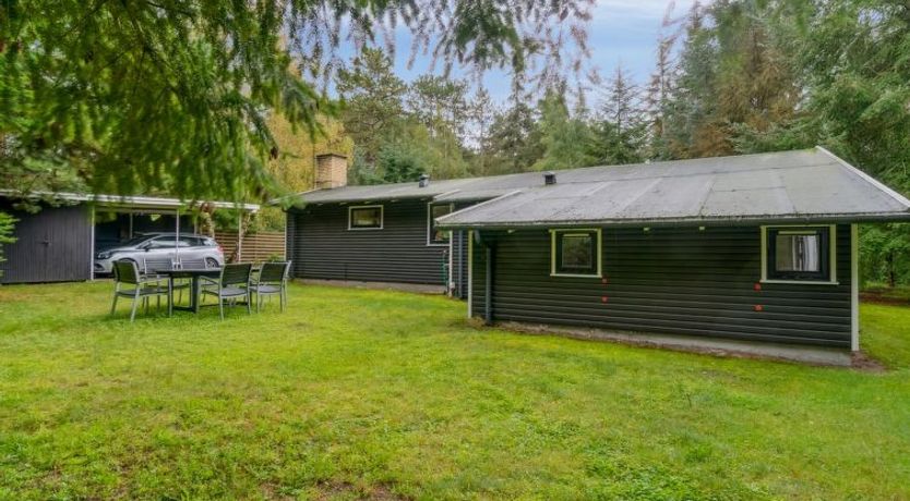 Photo of "Aiko" - 375m from the sea