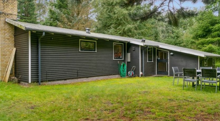 Photo of "Aiko" - 375m from the sea