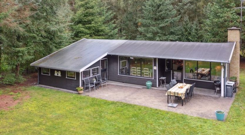 Photo of "Aiko" - 375m from the sea