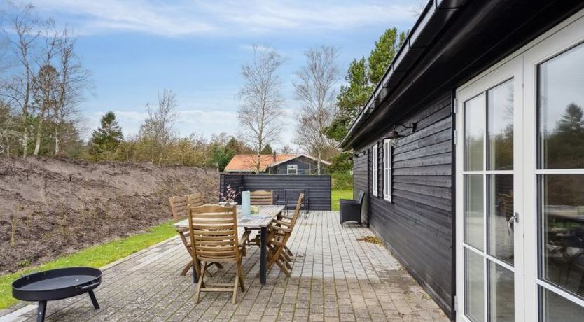 Photo of "Elizabeta" - 175m from the sea