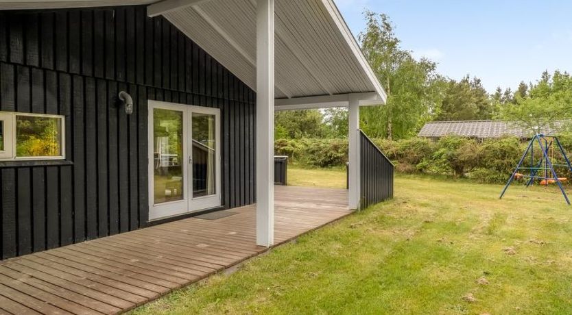 Photo of "Vlatko" - 2.9km from the sea