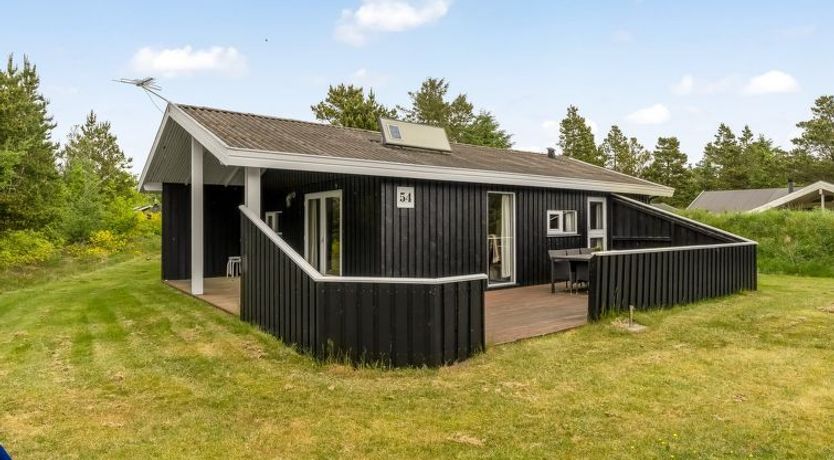 Photo of "Vlatko" - 2.9km from the sea