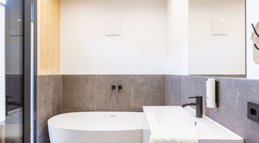 Photo of Penthouse # 4b mit Sauna&Außenbadewanne Apartment 13