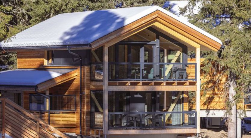 Photo of Superior # 1 Sauna & Hot Tub Holiday Home 2