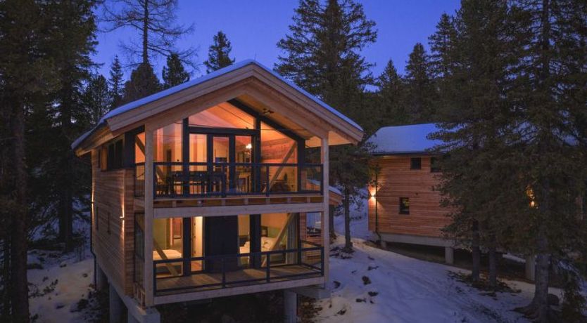 Photo of Superior # 1 Sauna & Hot Tub Holiday Home 2