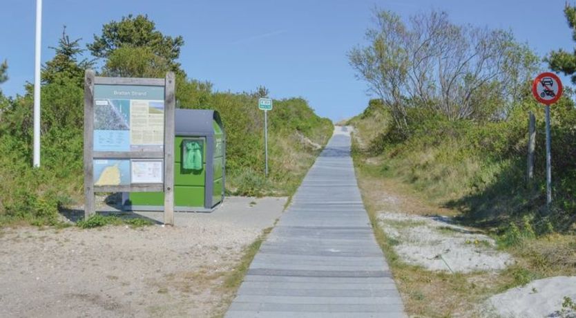 Photo of "Frithbjorn" - 900m from the sea