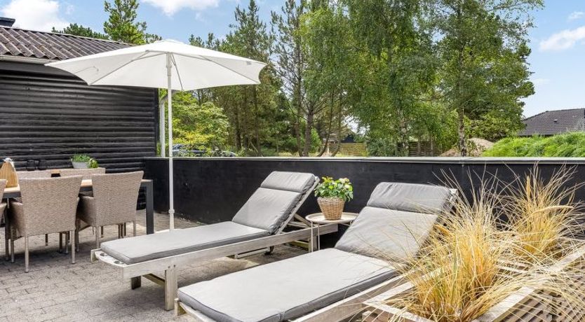 Photo of "Barba" - 2km from the sea