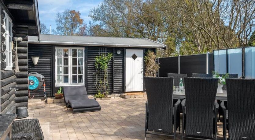 Photo of "Gunnhild" - 500m from the sea