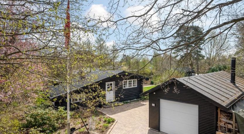 Photo of "Gunnhild" - 500m from the sea