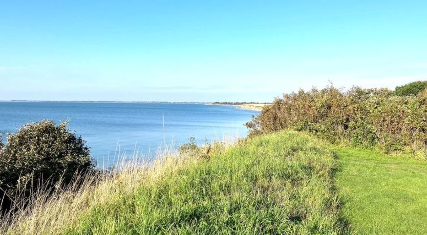 Photo of "Eyer" - 20m from the sea