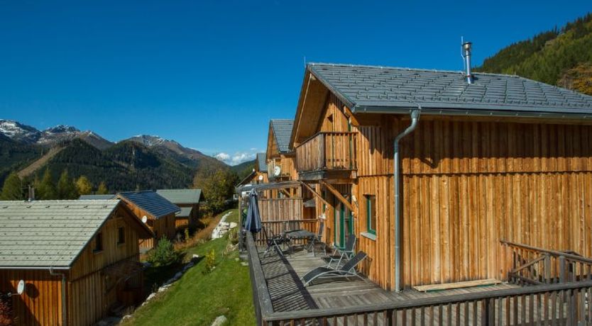 Photo of Superior #57 Sprudelwanne Holiday Home 4