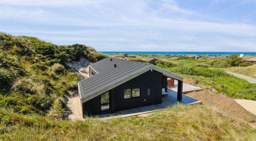 Photo of "Kristiina" - 500m from the sea