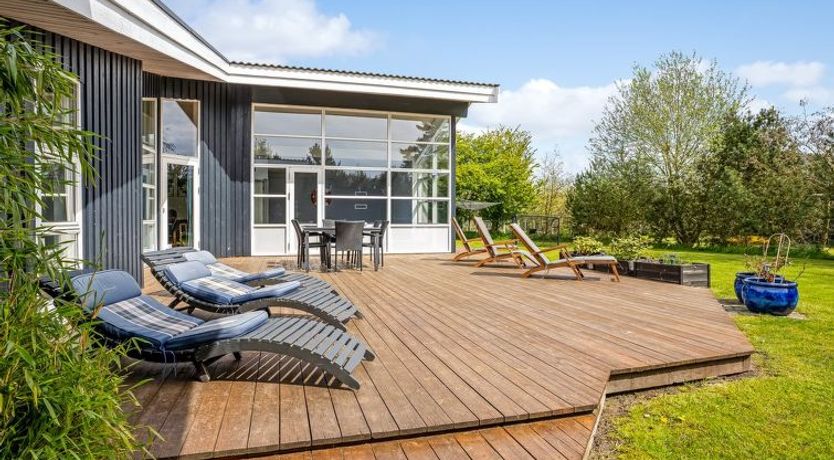 Photo of "Helena" - 700m from the sea