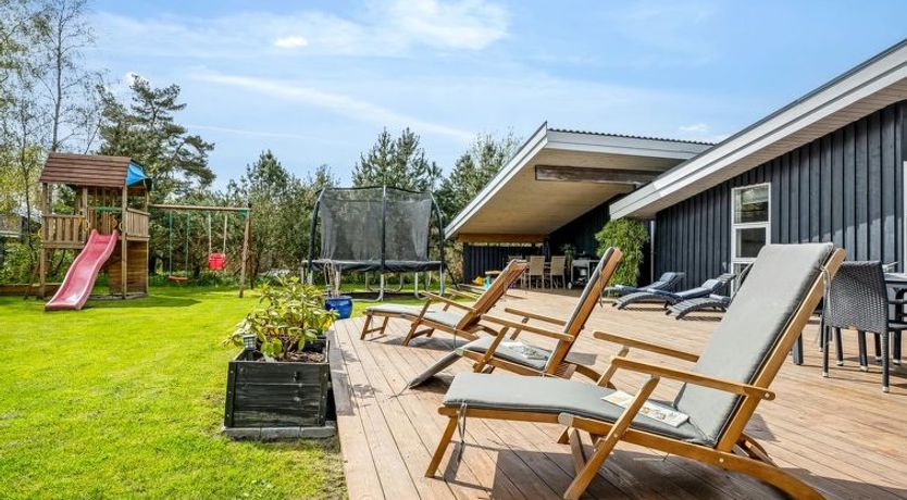 Photo of "Helena" - 700m from the sea