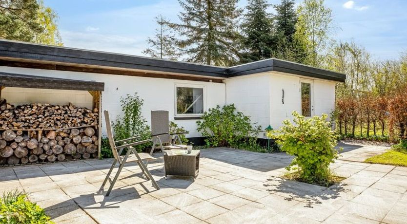 Photo of "Annastasia" - 400m from the sea