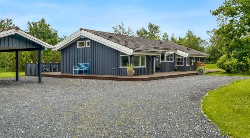 Photo of "Anastaja" - 550m from the sea