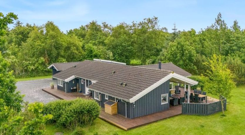 Photo of "Anastaja" - 550m from the sea