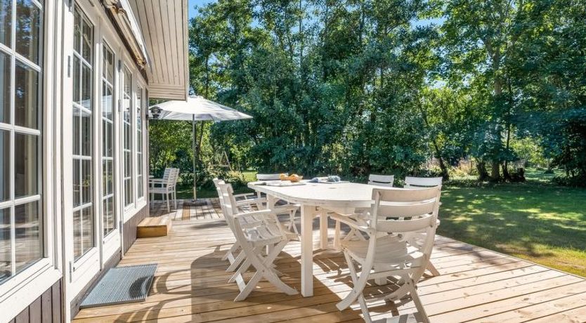 Photo of "Tineke" - 200m from the sea