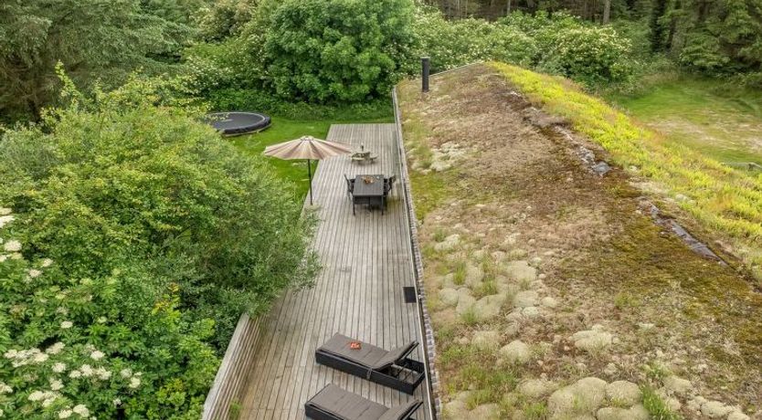 Photo of "Yngve" - 1.2km from the sea