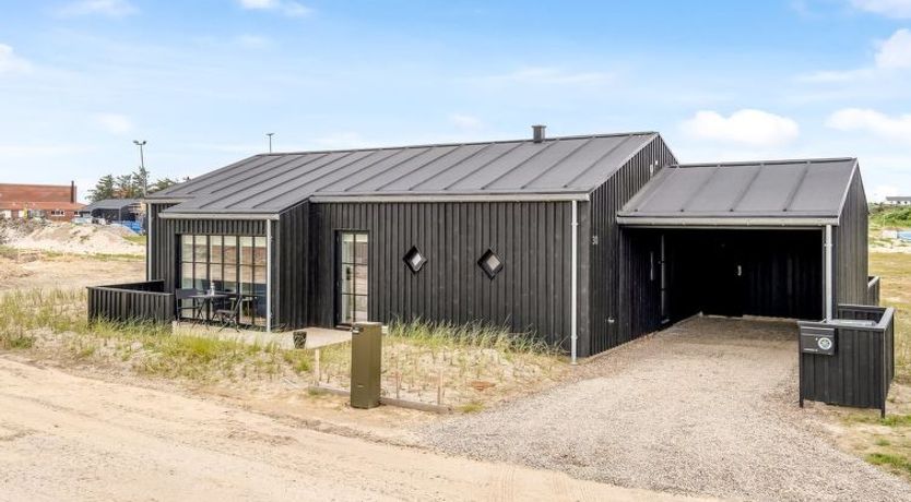 Photo of "Malomir" - 500m from the sea