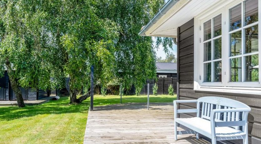 Photo of "Felicia" - 350m from the sea