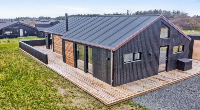 Photo of "Anemette" - 800m from the sea